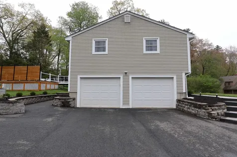 19 Beach Drive Kingston NH 03848