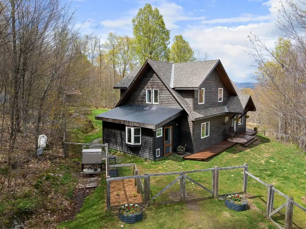 96 Deerfield Hills Road Morristown VT 05661