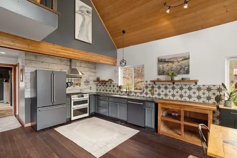 96 Deerfield Hills Road Morristown VT 05661