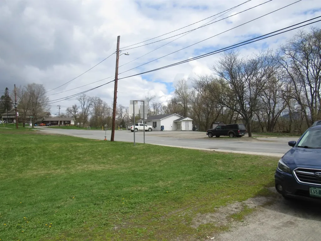 31 South Street Troy VT 05859
