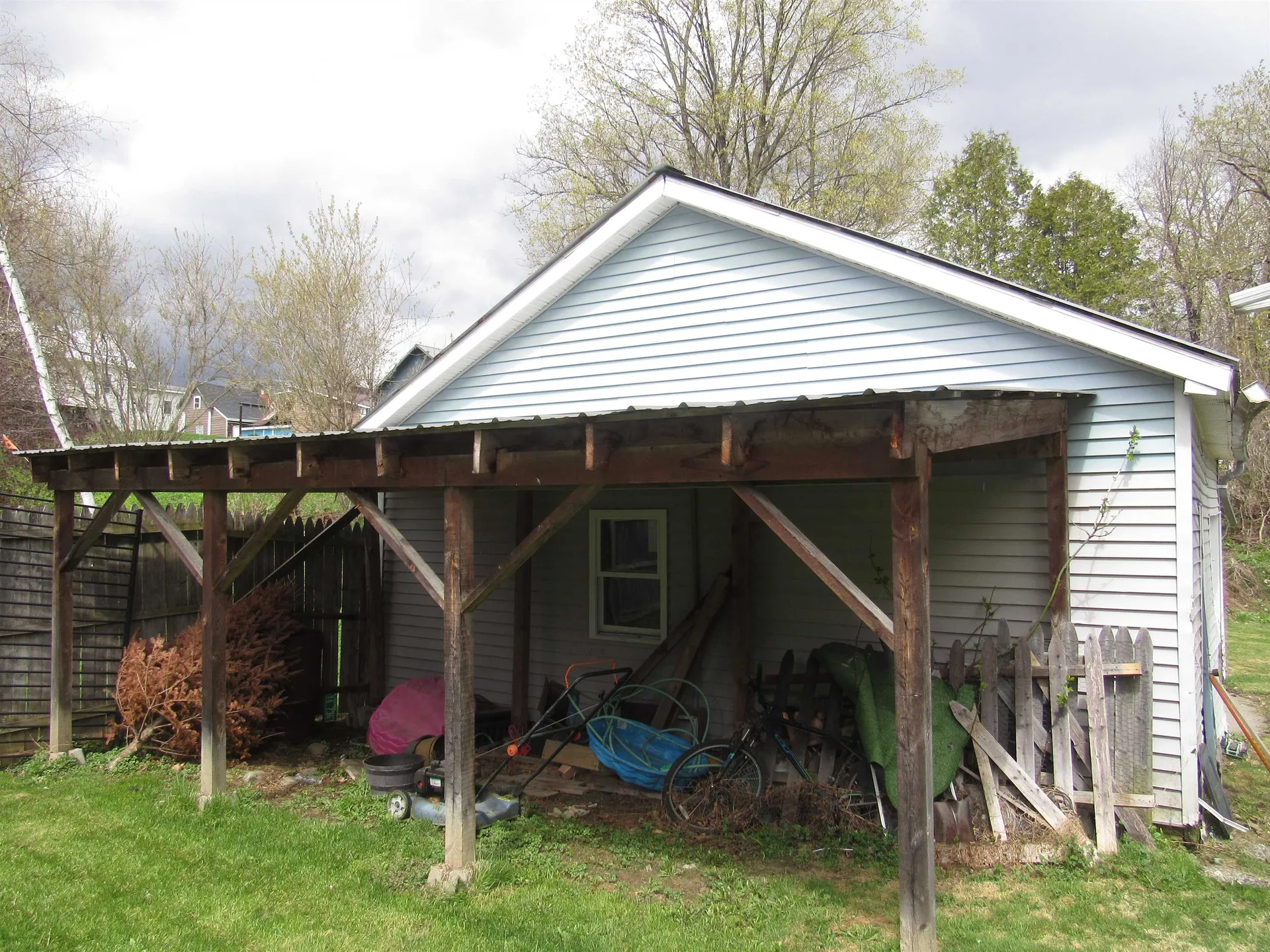 31 South Street Troy VT 05859