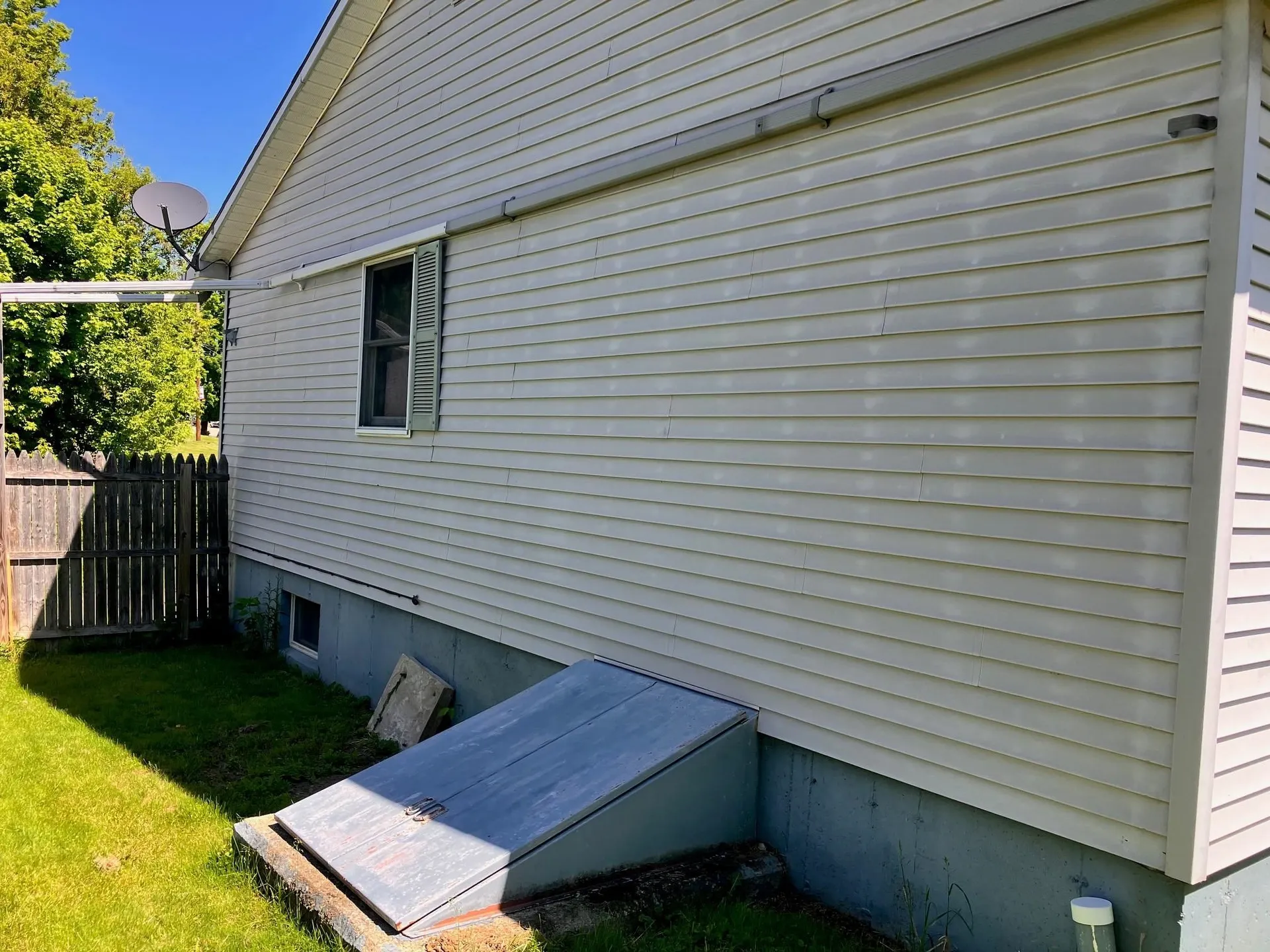31 South Street Troy VT 05859