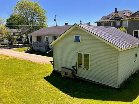 31 South Street Troy VT 05859