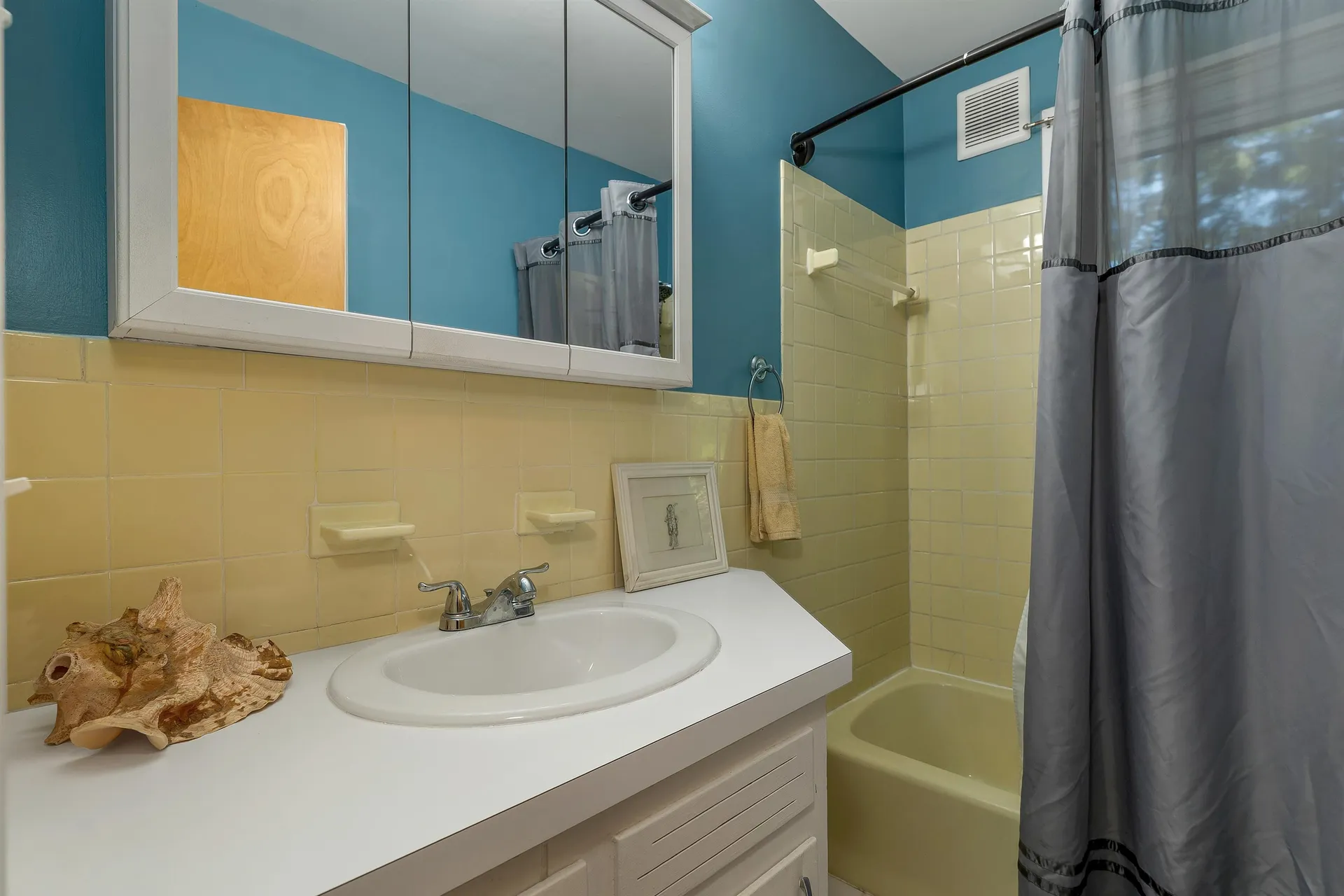 166 Red Gate Lane Rindge NH 03461
