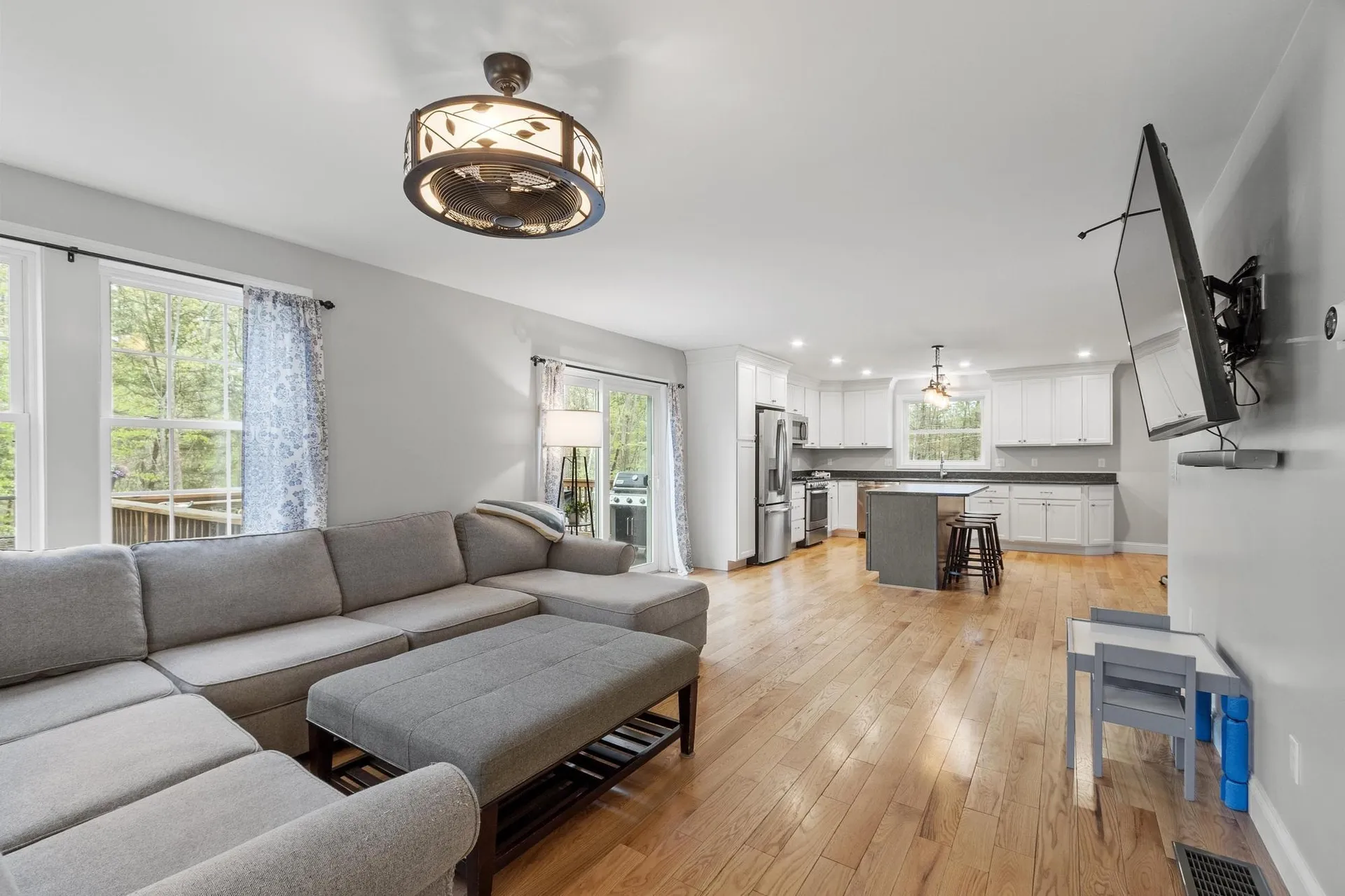 55 Mill Pond Road Epping NH 03042
