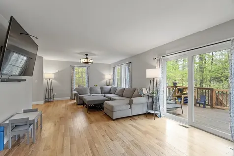 55 Mill Pond Road Epping NH 03042