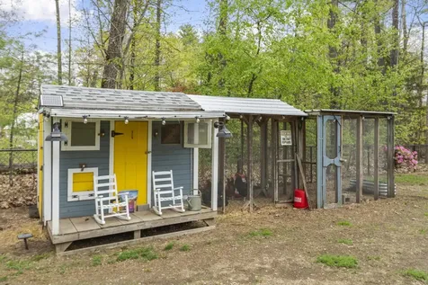 55 Mill Pond Road Epping NH 03042