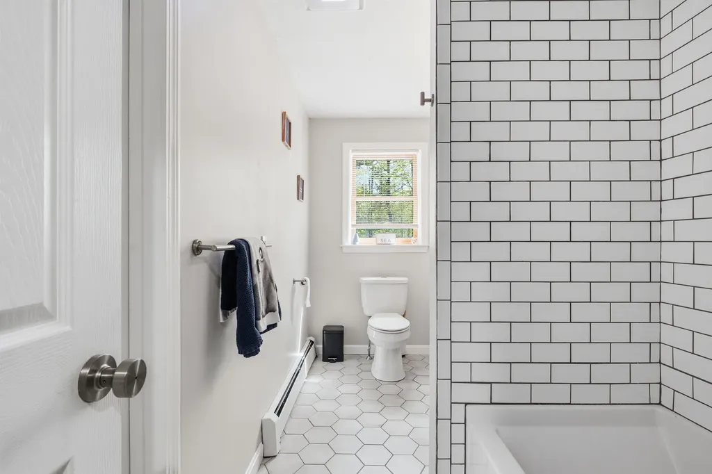 264 Hillcrest Drive Laconia NH 03246