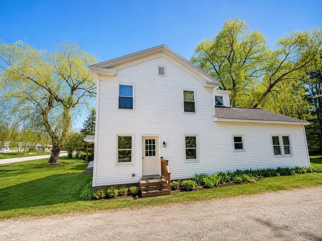 1963 Forestdale Road Brandon VT 05733