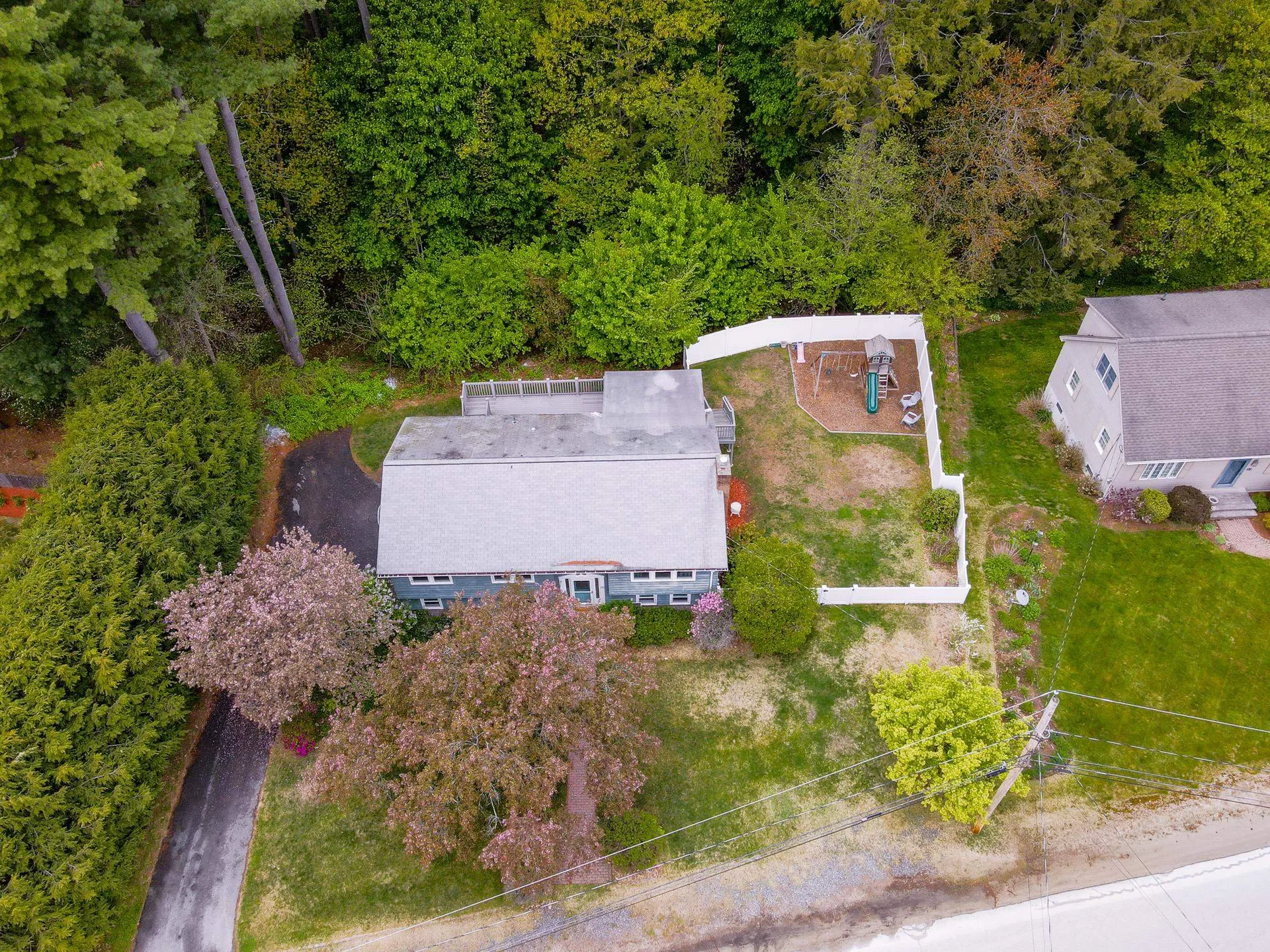 9 Sunrise Drive Hudson NH 03051