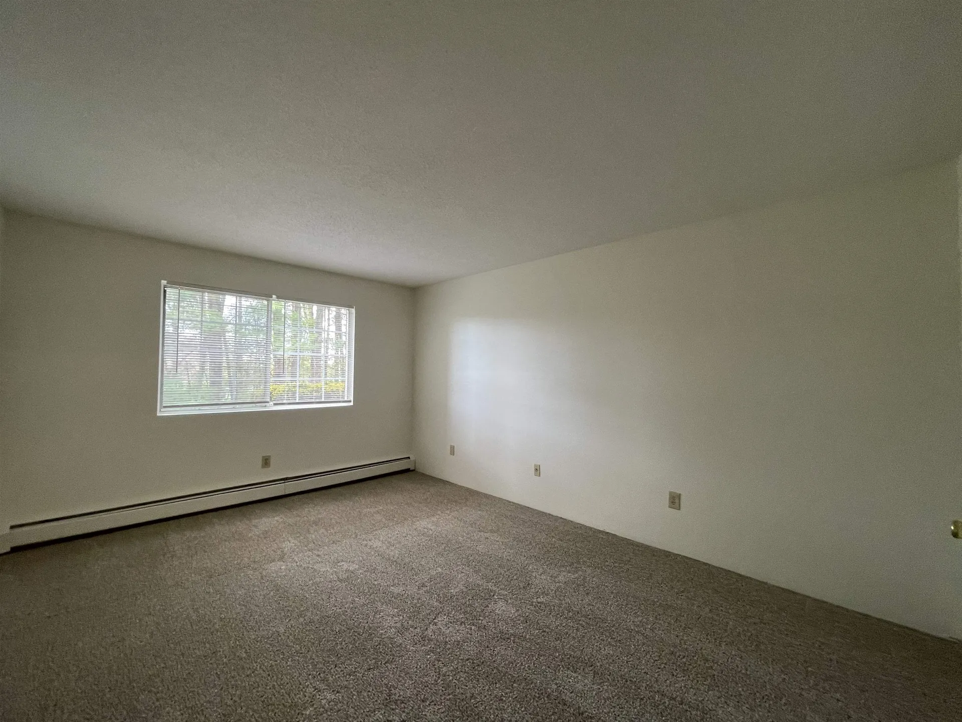 379 Huse Road Manchester NH 03103