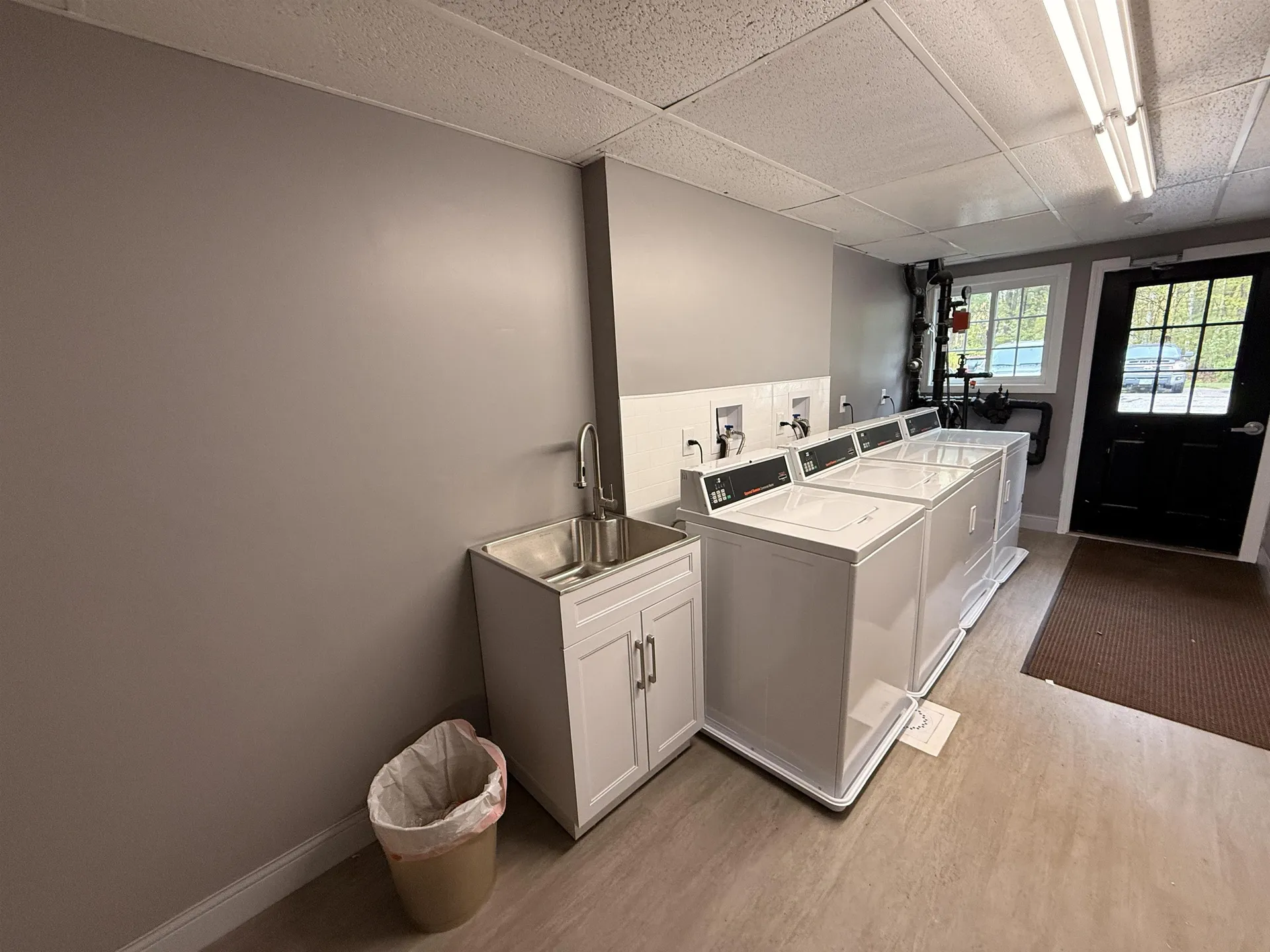 379 Huse Road Manchester NH 03103