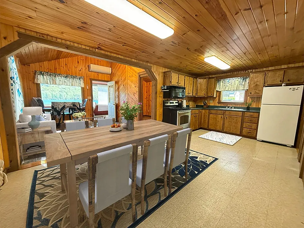 845 Burr Pond Road Sudbury VT 05733