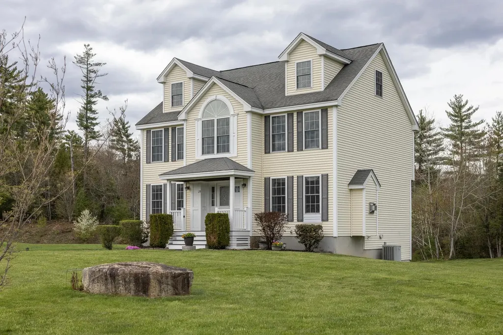 29 Milo Lane Somersworth NH 03878