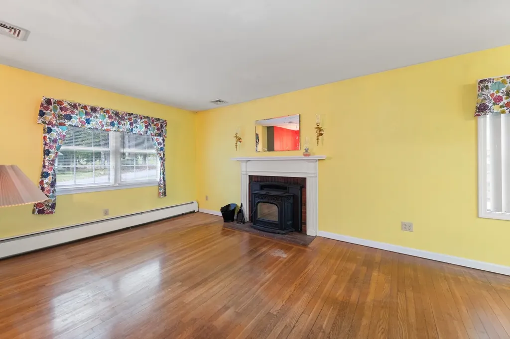 191 Worfield Circle Bristol NH 03222