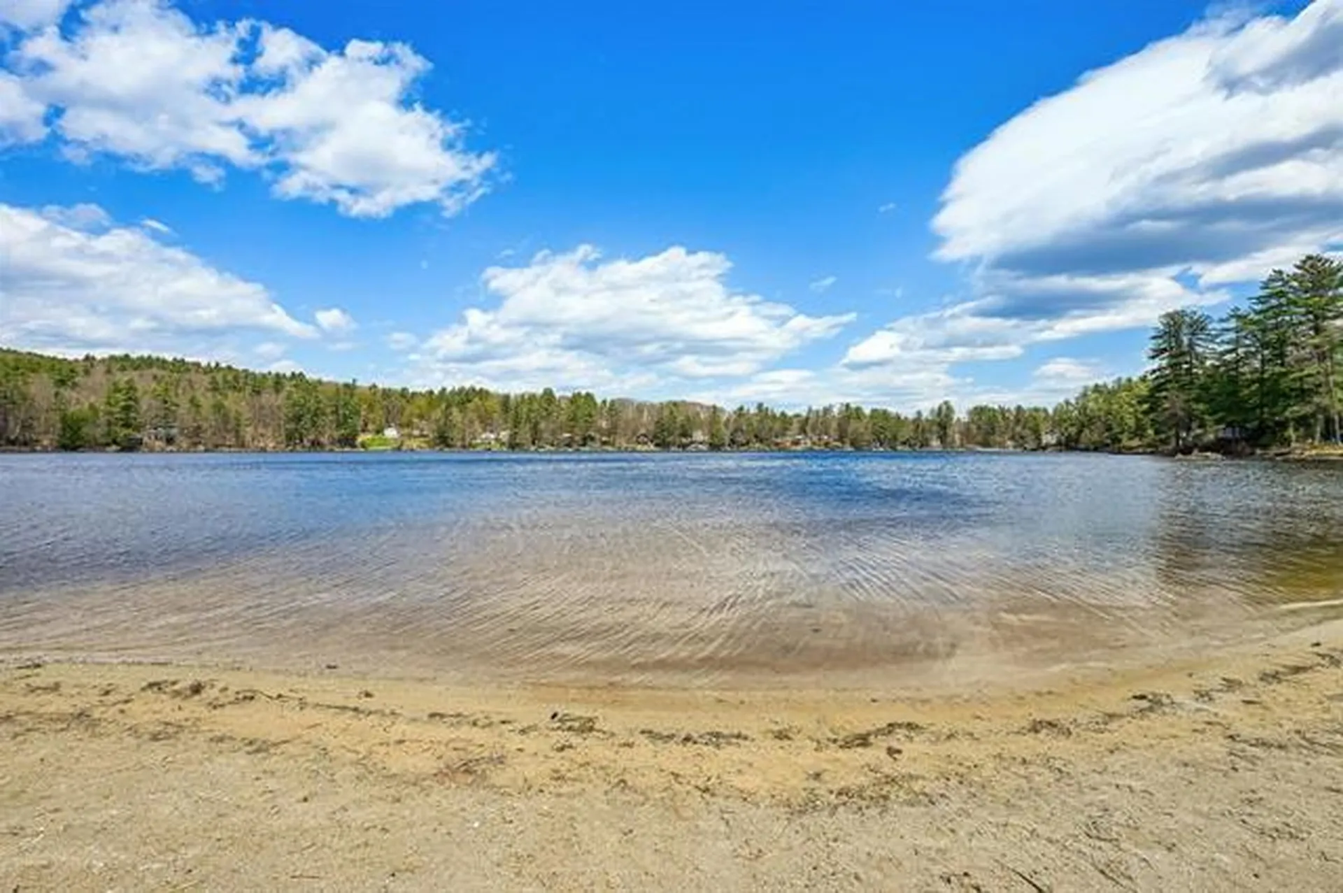 15-62 Alpine Way Hillsborough NH 03244