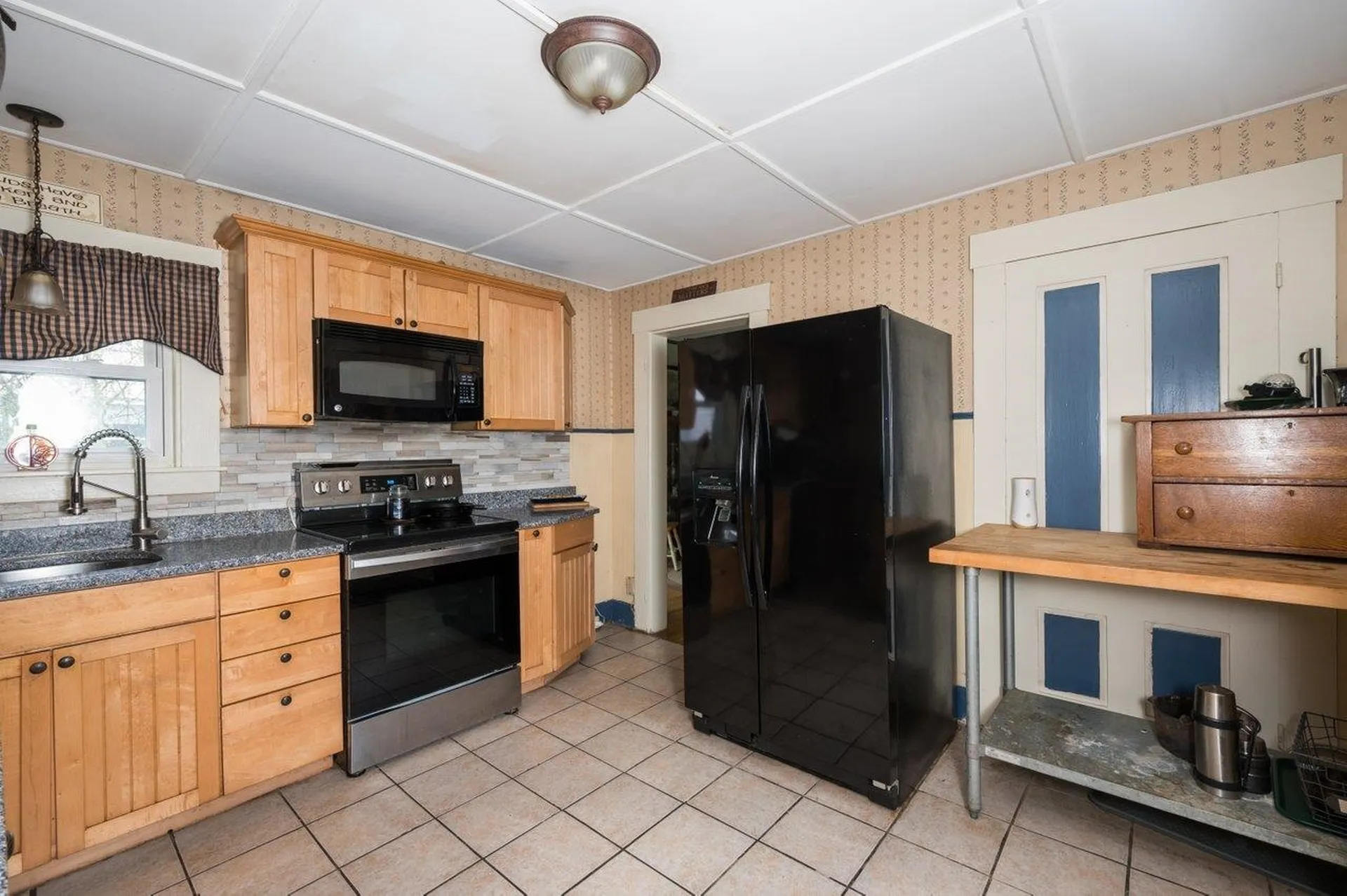 19 Sheridan Avenue Rochester NH 03867