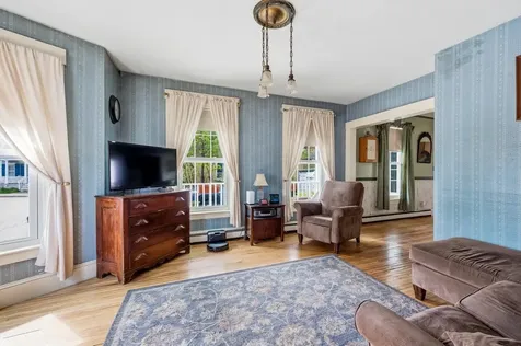 19 Sheridan Avenue Rochester NH 03867