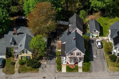 19 Sheridan Avenue Rochester NH 03867