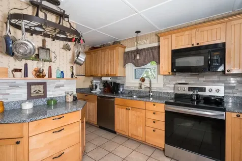 19 Sheridan Avenue Rochester NH 03867