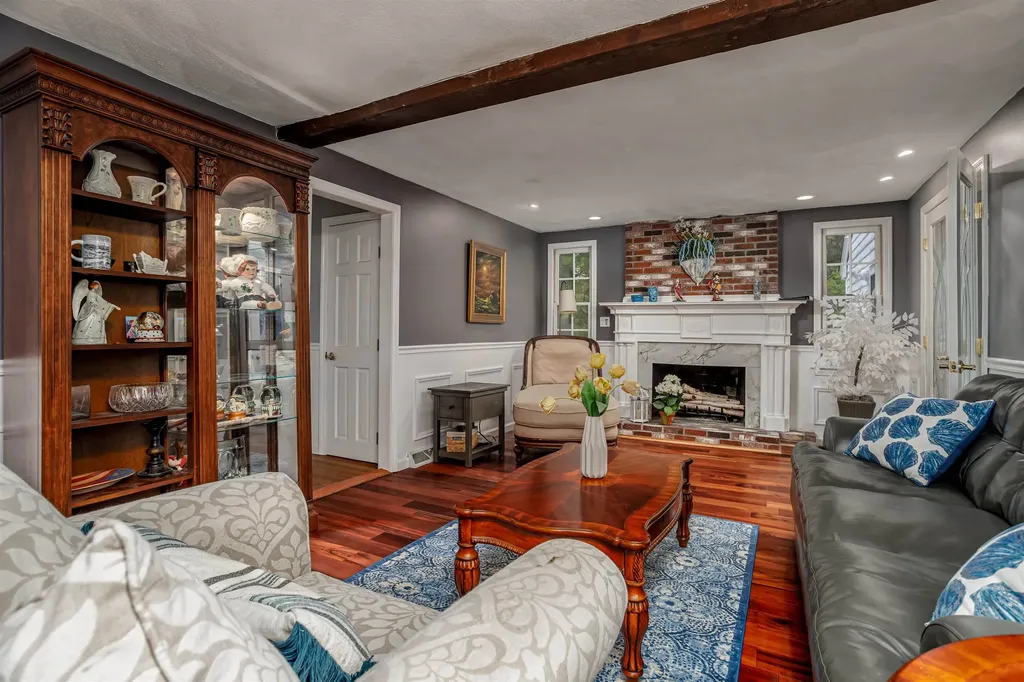 190 Wyndridge Circle Pelham NH 03076