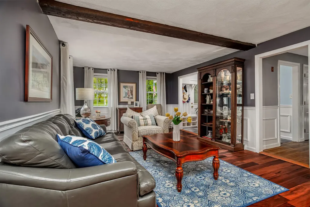 190 Wyndridge Circle Pelham NH 03076