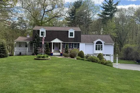 190 Wyndridge Circle Pelham NH 03076