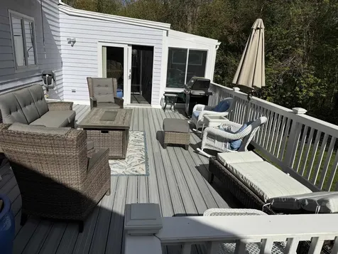 190 Wyndridge Circle Pelham NH 03076