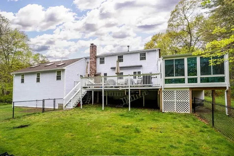 190 Wyndridge Circle Pelham NH 03076