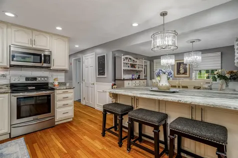 190 Wyndridge Circle Pelham NH 03076