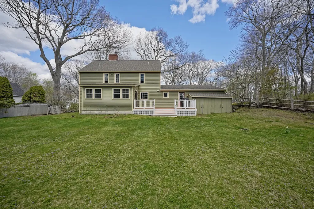 5 Wavecrest Circle York ME 03909