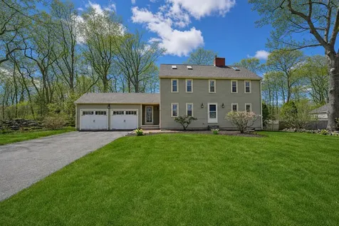 5 Wavecrest Circle York ME 03909