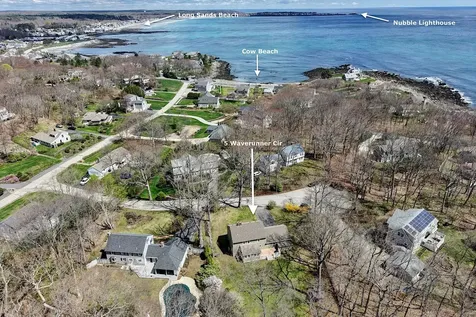 5 Wavecrest Circle York ME 03909