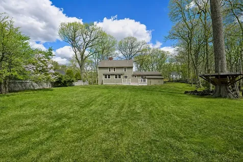 5 Wavecrest Circle York ME 03909