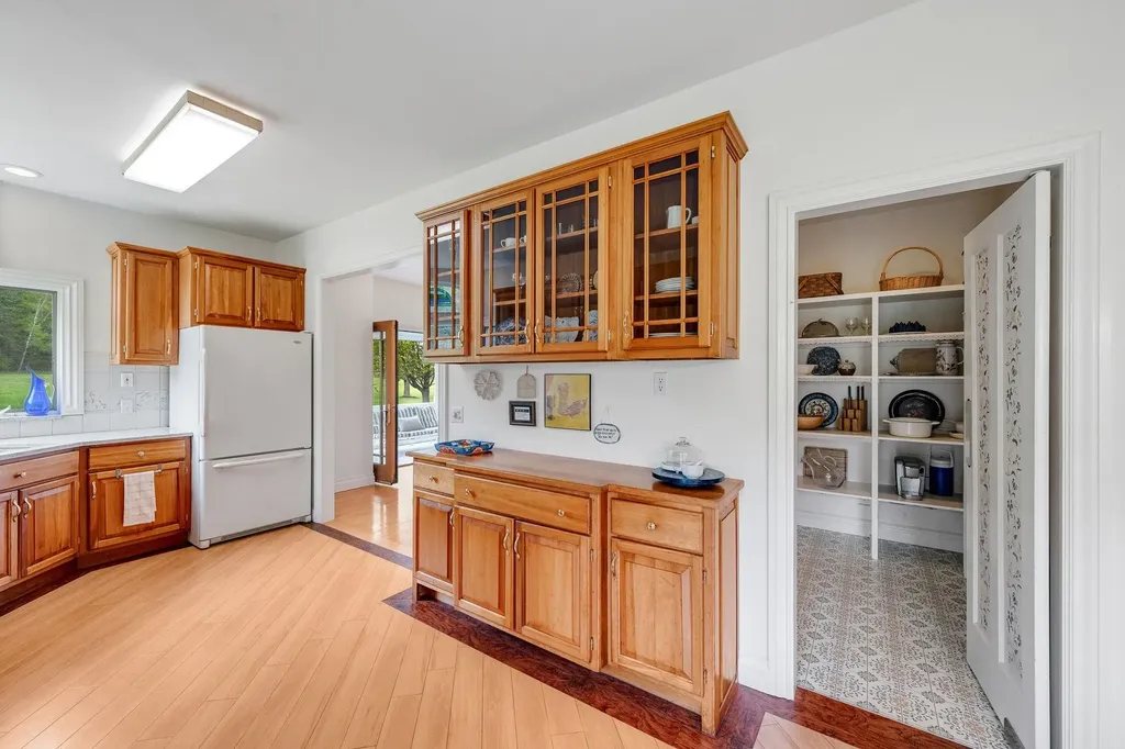 302 Ledge Hill Drive Georgia VT 05478