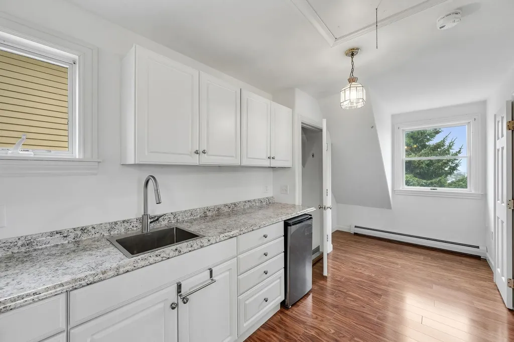 302 Ledge Hill Drive Georgia VT 05478