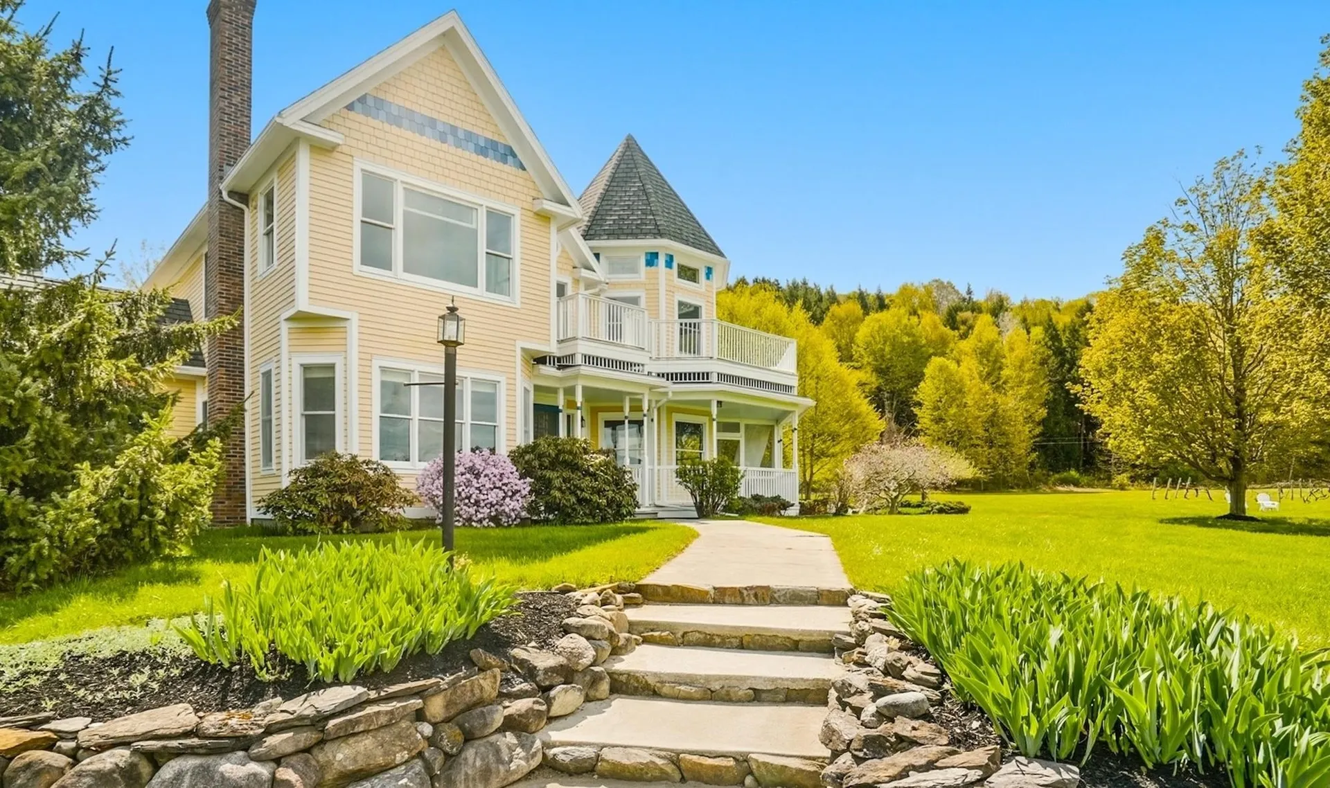 302 Ledge Hill Drive Georgia VT 05478