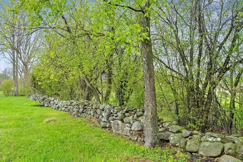 302 Ledge Hill Drive Georgia VT 05478