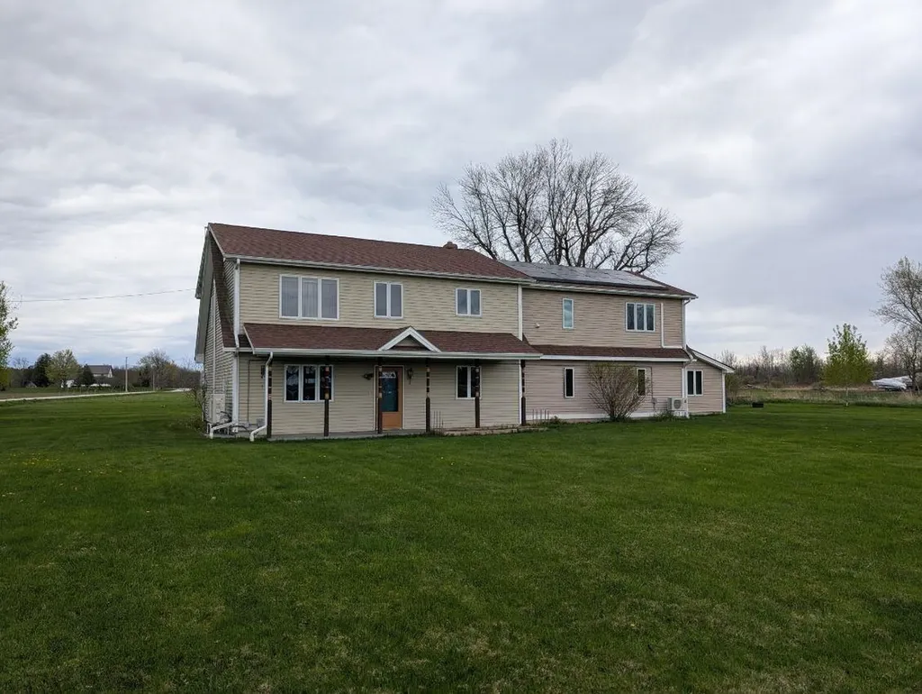 913 N End W Road North Hero VT 05474