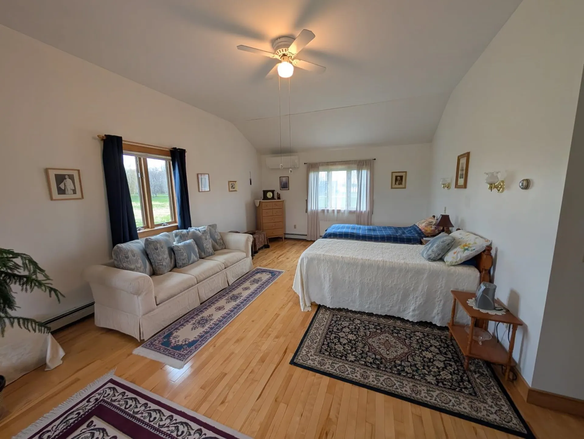 913 N End W Road North Hero VT 05474
