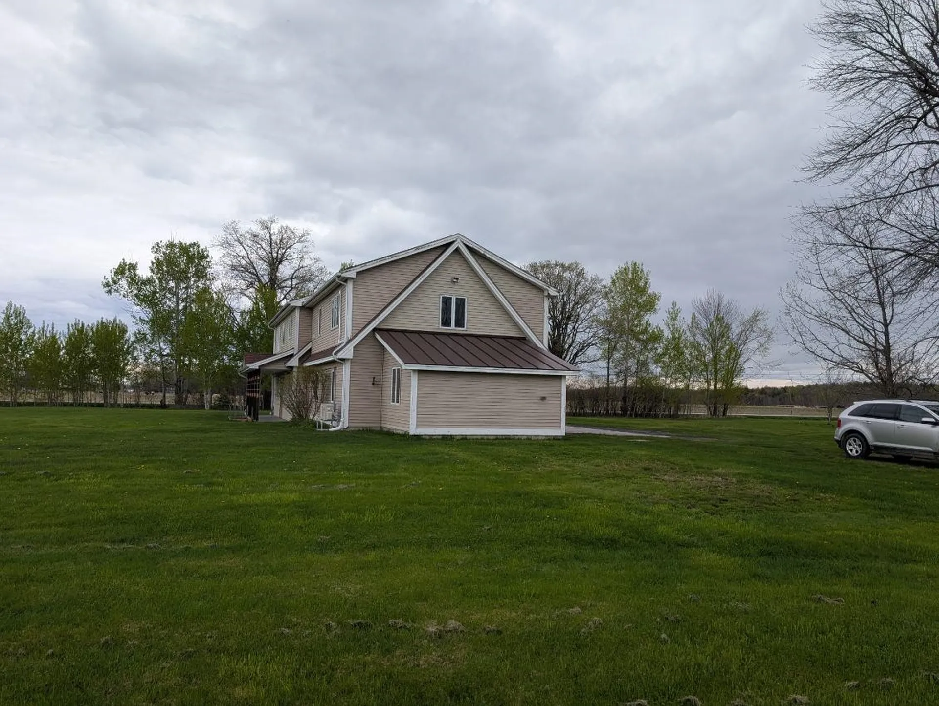 913 N End W Road North Hero VT 05474