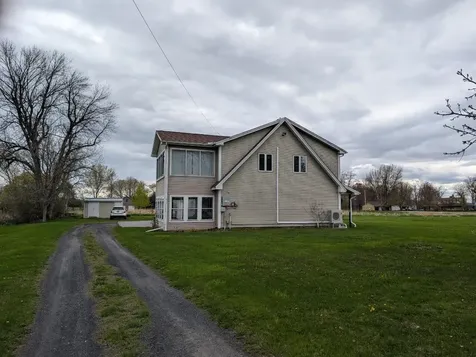 913 N End W Road North Hero VT 05474