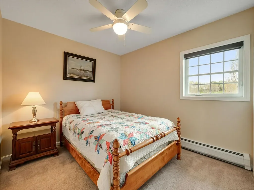2 Iris Street Essex VT 05452