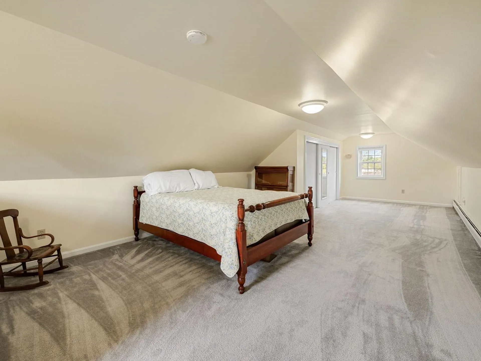 2 Iris Street Essex VT 05452