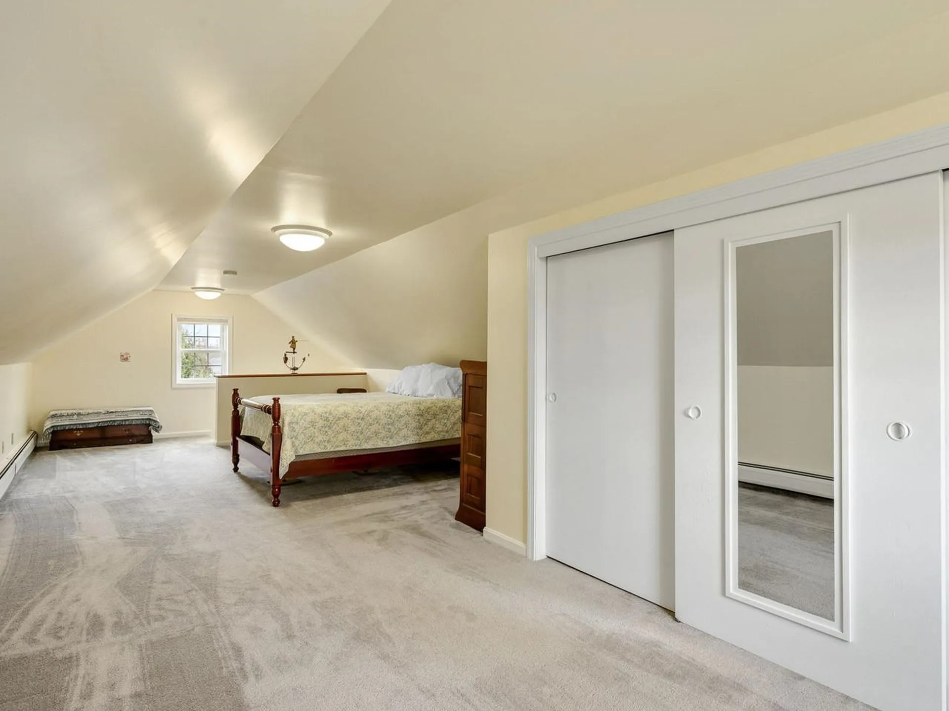 2 Iris Street Essex VT 05452