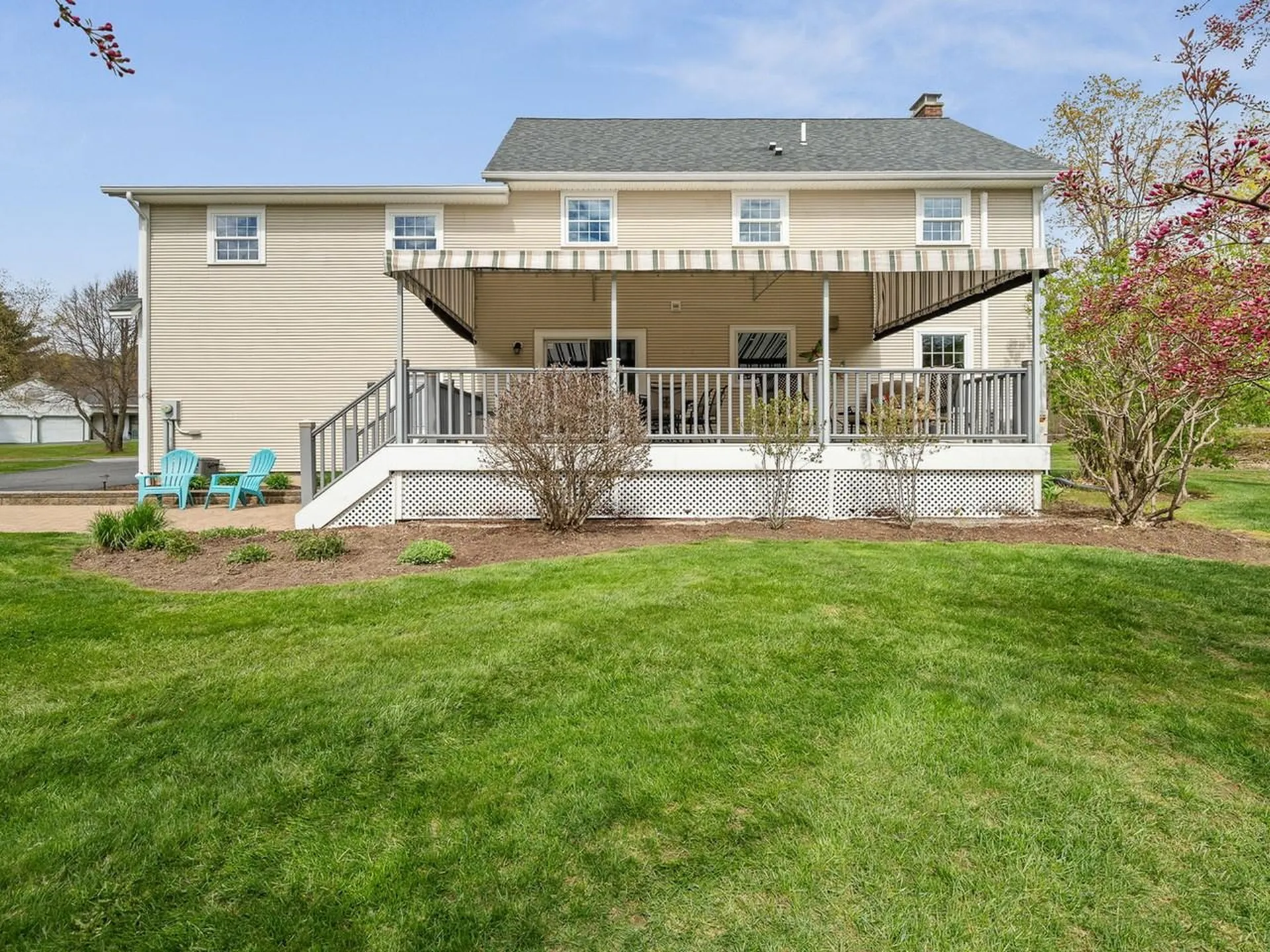 2 Iris Street Essex VT 05452