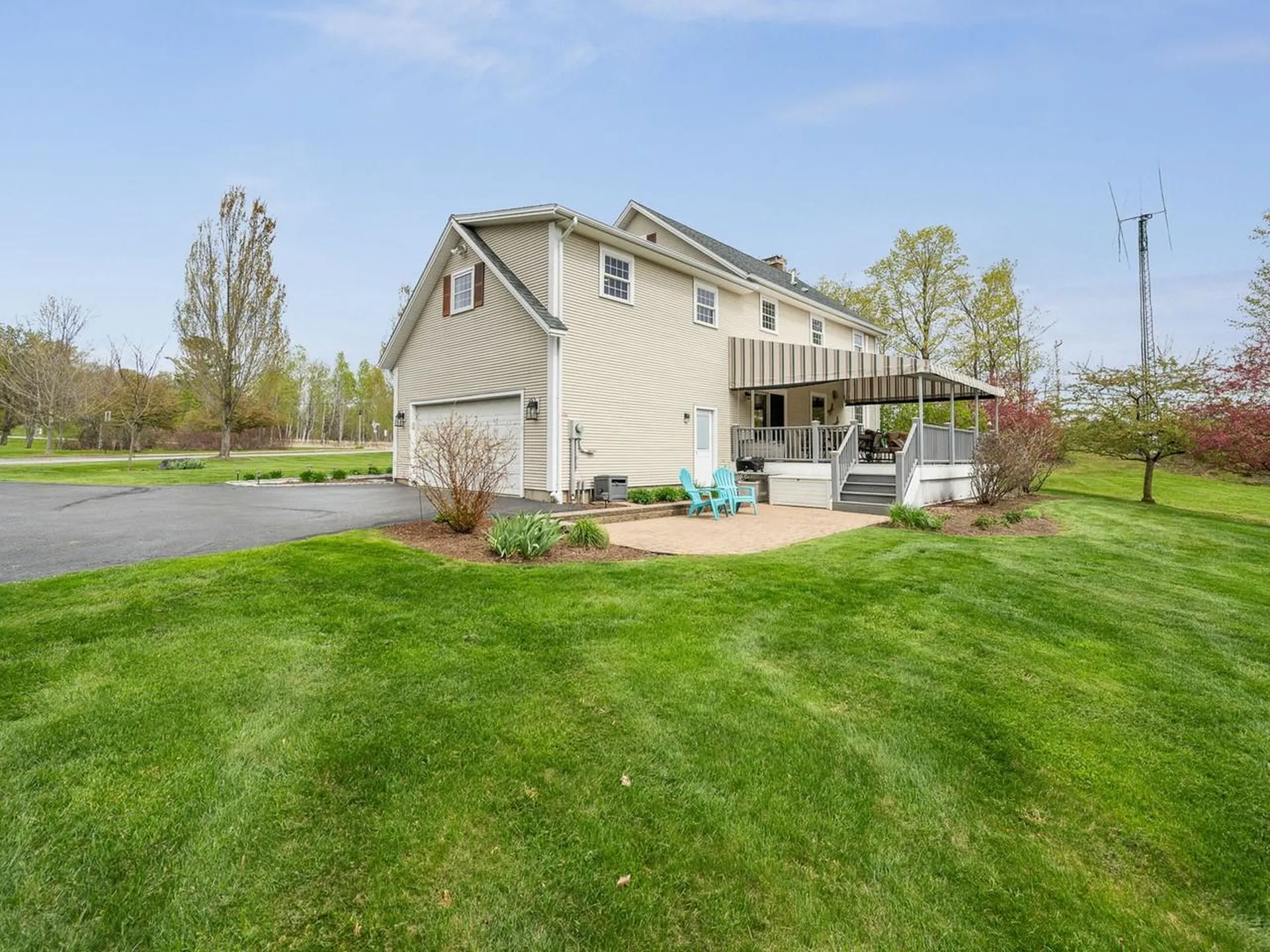 2 Iris Street Essex VT 05452