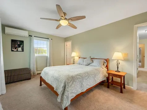 2 Iris Street Essex VT 05452