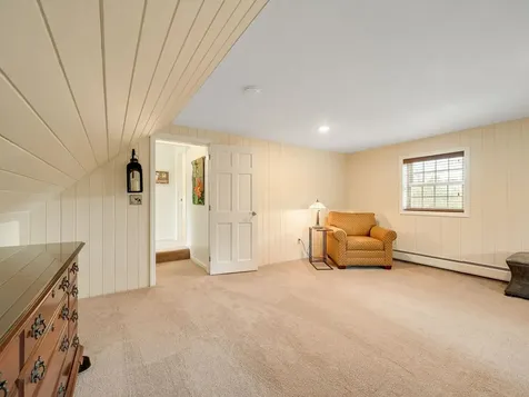 2 Iris Street Essex VT 05452