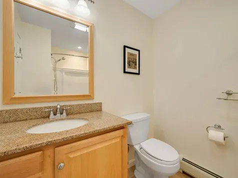 2 Iris Street Essex VT 05452